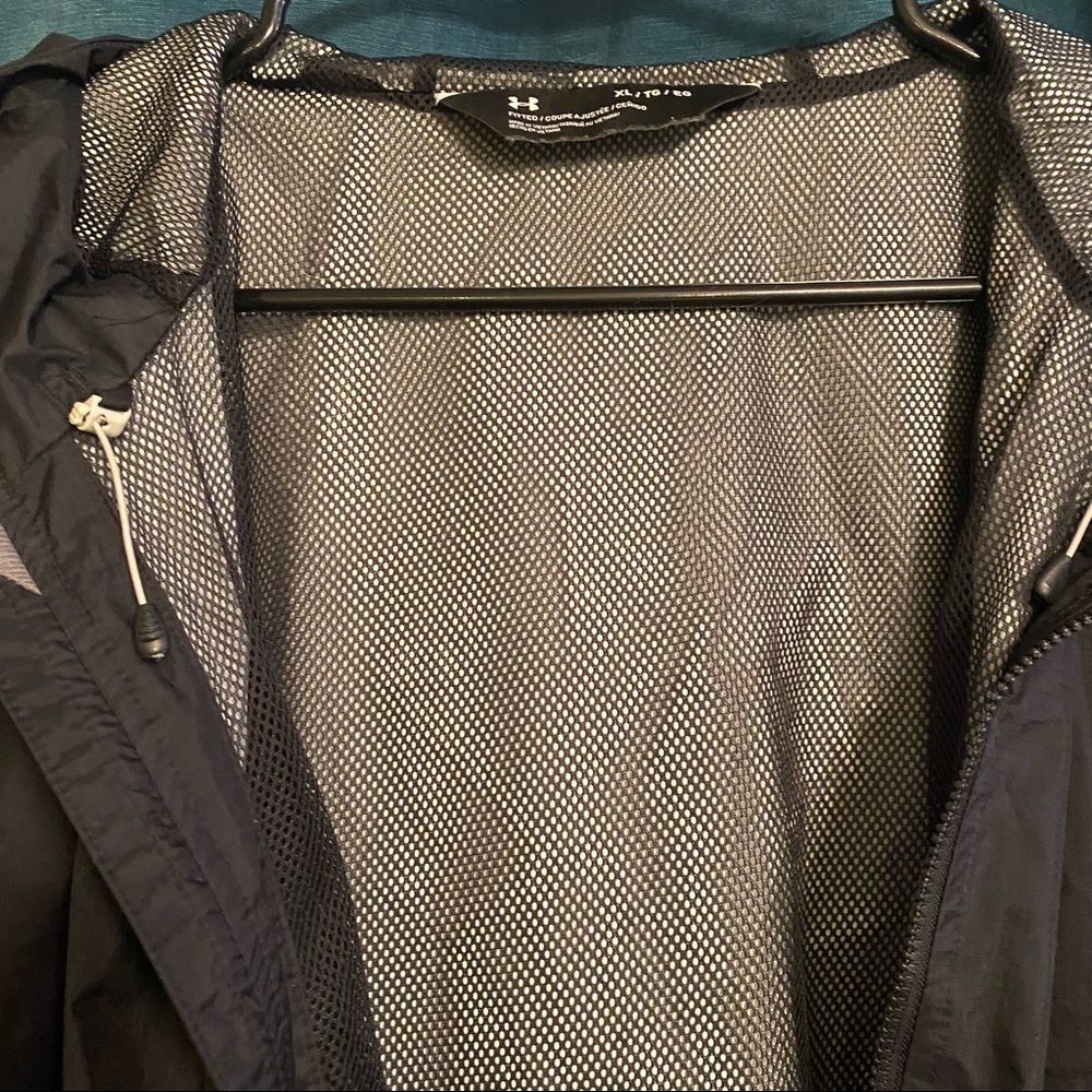 Rain jacket - Picture 3 of 4